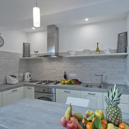 Casa Delia Holiday home *